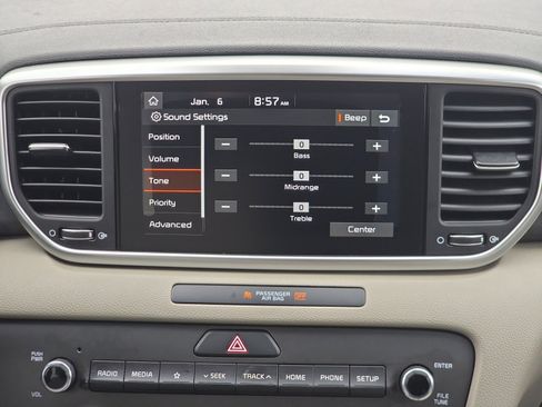 Used 2020 Kia Sportage LX image 14