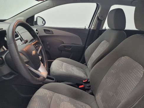 Used 2017 Chevrolet Sonic LT image 17