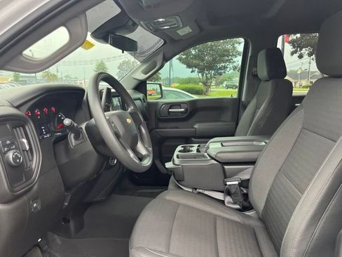 Used 2024 Chevrolet Silverado 1500 Custom RWD image 7