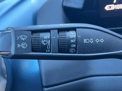 Used 2024 Chevrolet Equinox EV LT FWD image 52