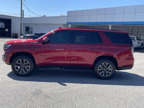 Used 2023 Chevrolet Tahoe Z71 w/ Luxury Package AWD/4WD image 7