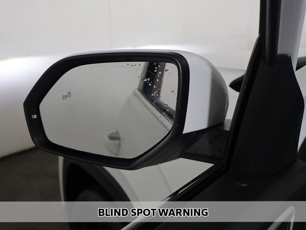 Used 2023 Volkswagen Atlas SE w/ Black Wheel Package FWD image 4