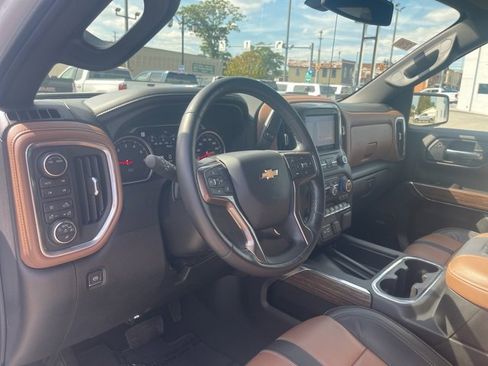 Certified 2022 Chevrolet Silverado 1500 High Country image 17