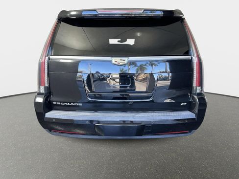 Used 2015 Cadillac Escalade ESV Platinum image 7