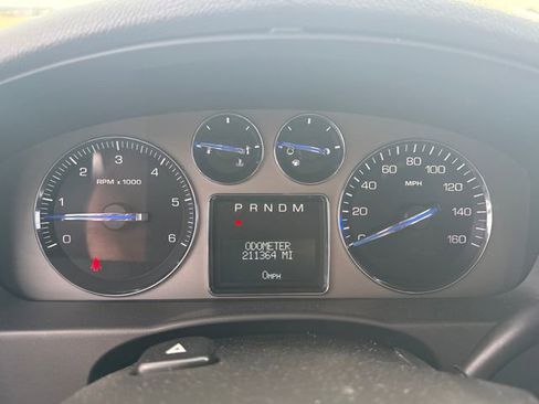 Used 2008 Cadillac Escalade ESV AWD image 30