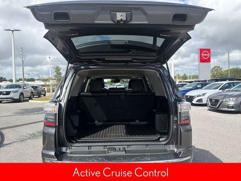 Used 2020 Toyota 4Runner Limited image 11
