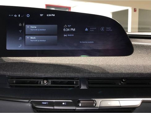 Used 2024 Lucid Air Pure image 30