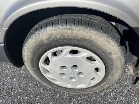 Used 1998 Toyota Camry CE image 17