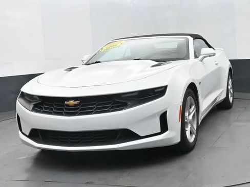 Used 2023 Chevrolet Camaro LT RWD image 1