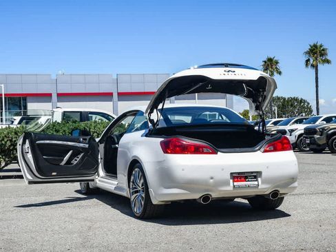 Used 2014 INFINITI Q60 Convertible w/ Premium Package RWD image 26