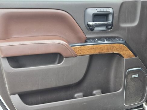 Used 2016 Chevrolet Silverado 1500 High Country w/ High Country Premium Package image 12