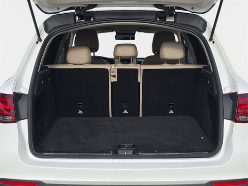 Used 2022 Mercedes-Benz GLC 300 GLC 300 image 14