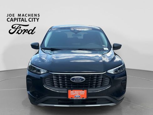 Used 2023 Ford Escape Active FWD image 10