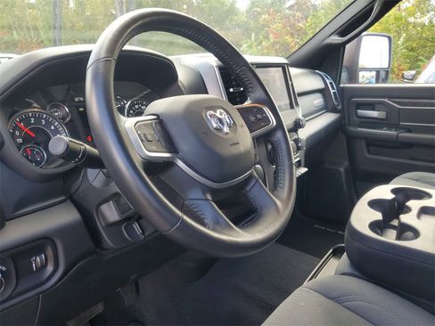 Used 2024 RAM 2500 Big Horn w/ Bed Utility Group image 15