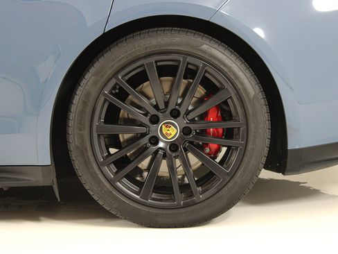 Used 2023 Porsche Panamera GTS AWD/4WD image 15