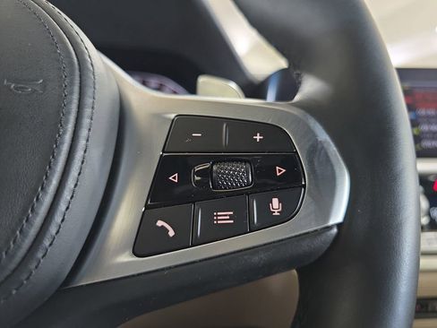 Used 2023 BMW M440i Convertible w/ Premium Package image 16