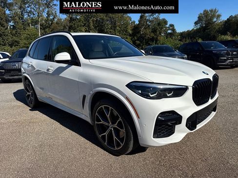 Used 2022 BMW X5 sDrive40i w/ M Sport Package image 1