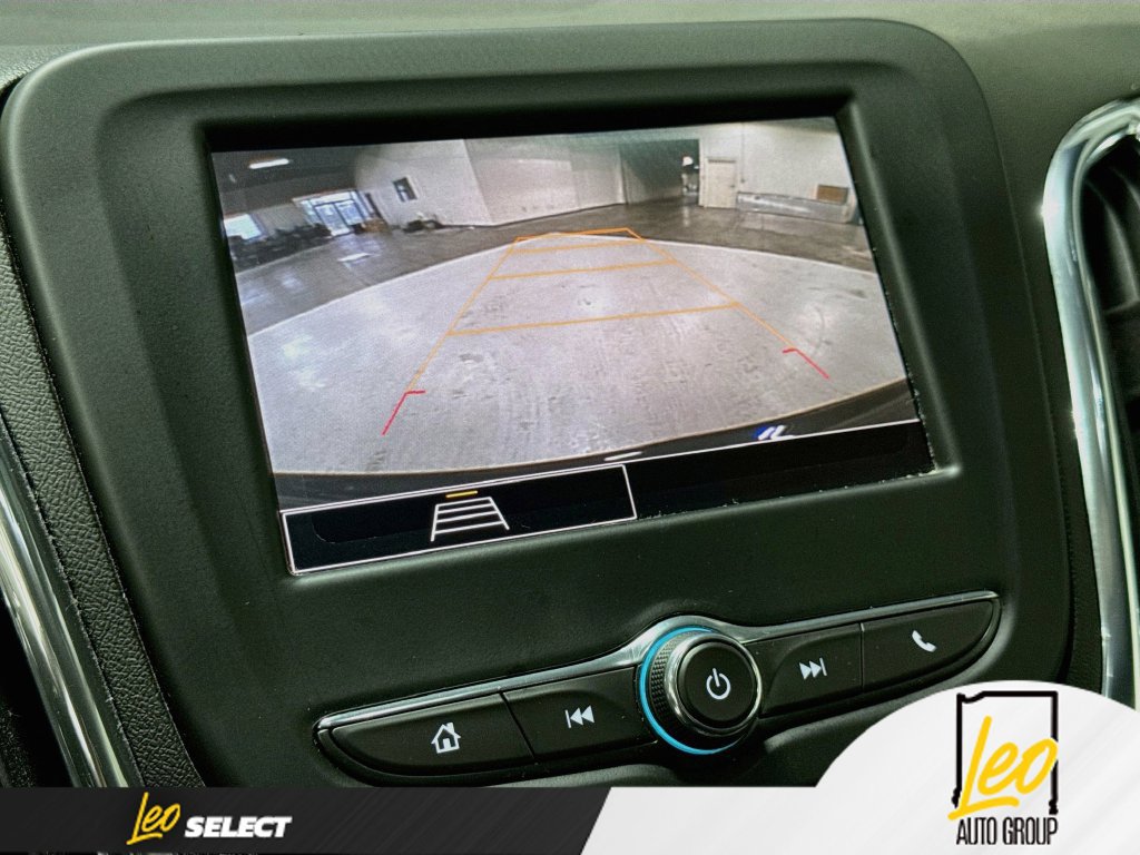Used 2023 Chevrolet Equinox LT FWD image 16