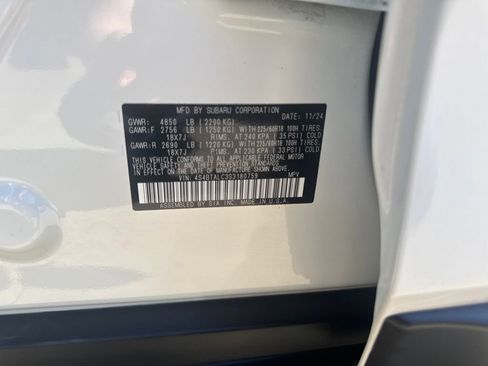 Used 2025 Subaru Outback Onyx Edition AWD/4WD image 31