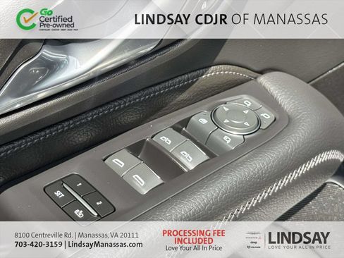 Used 2024 GMC Yukon XL Denali AWD/4WD image 29