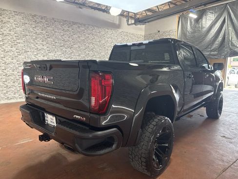 Used 2023 GMC Sierra 1500 AT4 w/ AT4 Premium Package AWD/4WD image 7