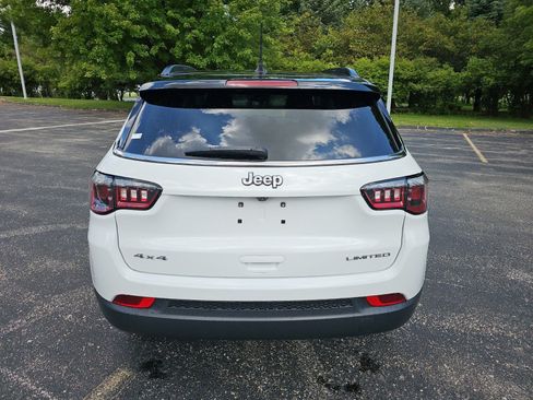 Used 2022 Jeep Compass Limited AWD/4WD image 5