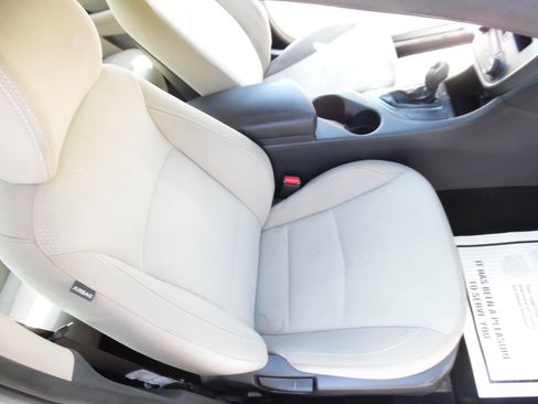 Used 2012 Kia Optima LX w/ Convenience Pkg image 21