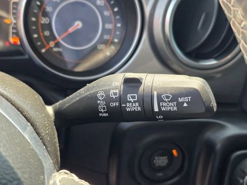 Used 2023 Jeep Wrangler Unlimited Sahara AWD/4WD image 34