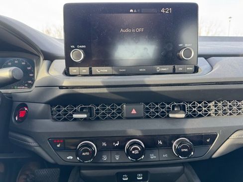 Certified 2024 Honda Accord EX image 15