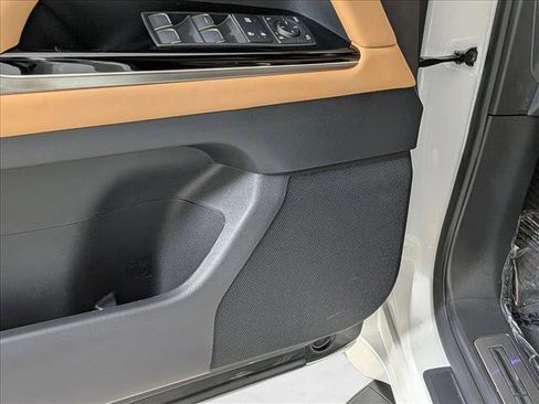 Used 2026 Lexus LX 600 4WD w/ Accessory Package (Z1) image 14