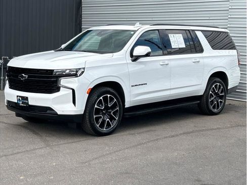 Used 2023 Chevrolet Suburban RST w/ Luxury Package image 6