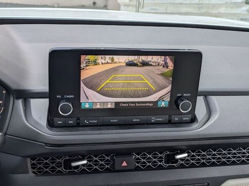 Certified 2023 Honda Accord EX image 13