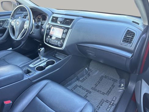 Used 2018 Nissan Altima 2.5 SR w/ SR Special Edition image 11