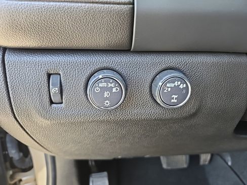 Used 2022 GMC Canyon Elevation image 11