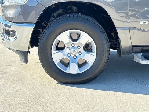 Used 2023 RAM 1500 Big Horn AWD/4WD image 34