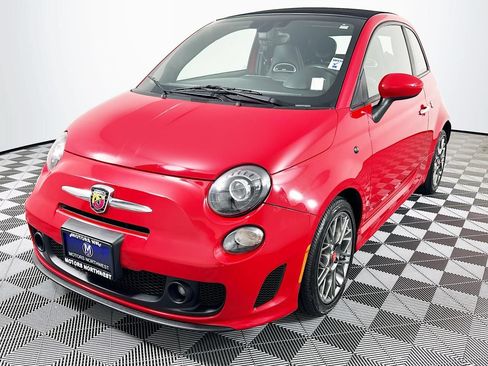 Used 2017 FIAT 500 Abarth w/ Popular Equipment Package FWD image 5
