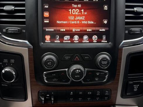 Used 2016 RAM 3500 Laramie AWD/4WD image 18