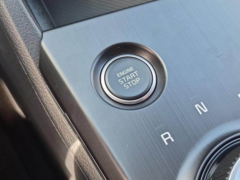 New 2027 Kia Sportage LX FWD image 17