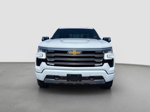 New 2026 Chevrolet Silverado 1500 High Country AWD/4WD image 2