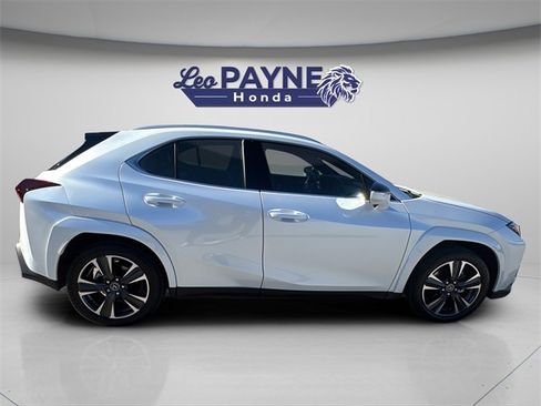 Used 2025 Lexus UX 300h AWD w/ Cold Area Package image 9