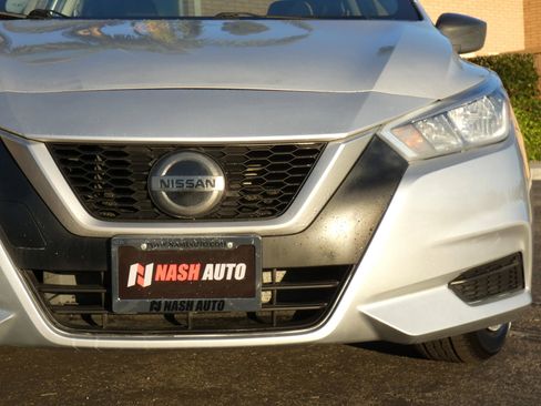 Used 2020 Nissan Versa S image 16