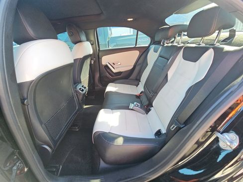 Used 2019 Mercedes-Benz A 220 w/ AMG Line image 15