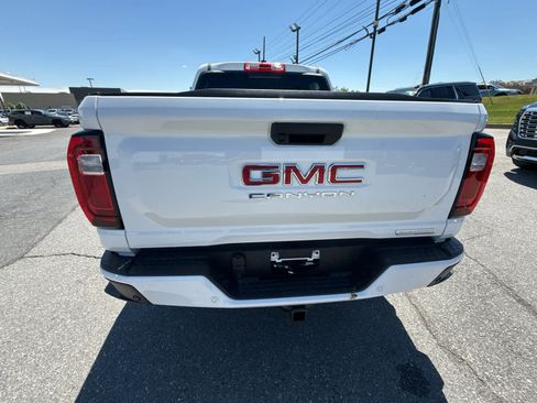 New 2026 GMC Canyon Elevation AWD/4WD image 8