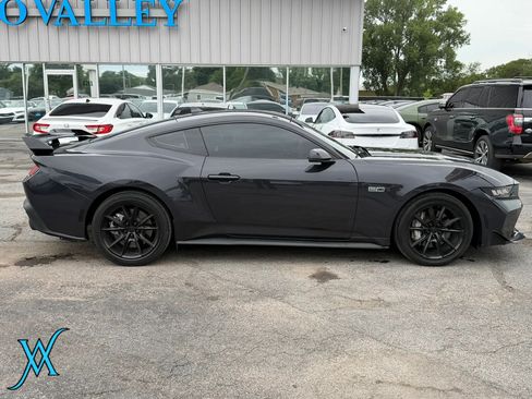 Used 2024 Ford Mustang GT Premium RWD image 8