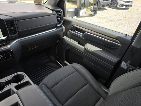 Certified 2025 Chevrolet Silverado 2500 LT w/ Convenience Package AWD/4WD image 21