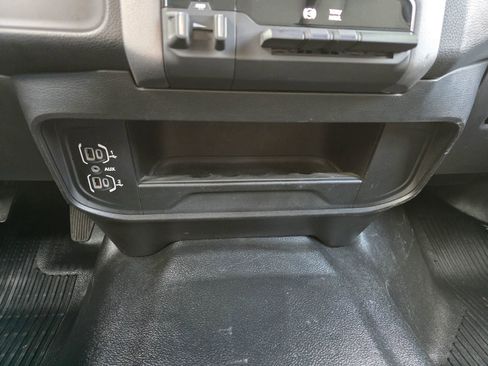 Used 2022 RAM 3500 Tradesman image 24