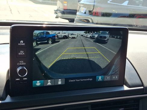Used 2025 Honda Pilot EX-L image 15