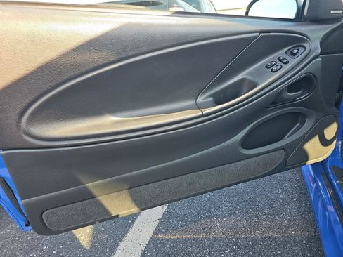 Used 2003 Ford Mustang Mach 1 RWD image 8