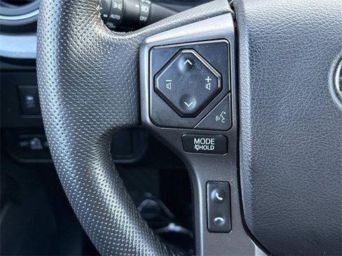 Used 2022 Toyota Tacoma SR5 image 24
