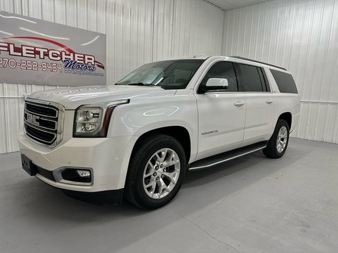 Used 2016 GMC Yukon XL SLT w/ Open Road Package image 2